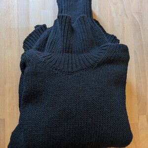 babaa jumper no17 black NWOT